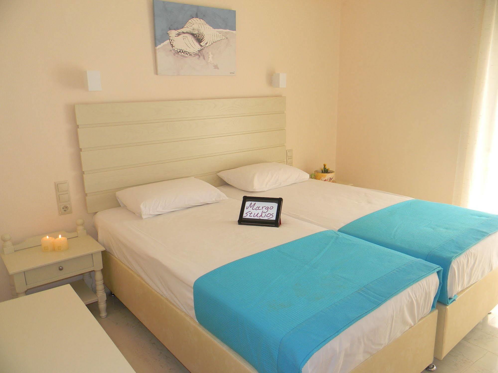 Margo Studios Naxos City Exteriér fotografie
