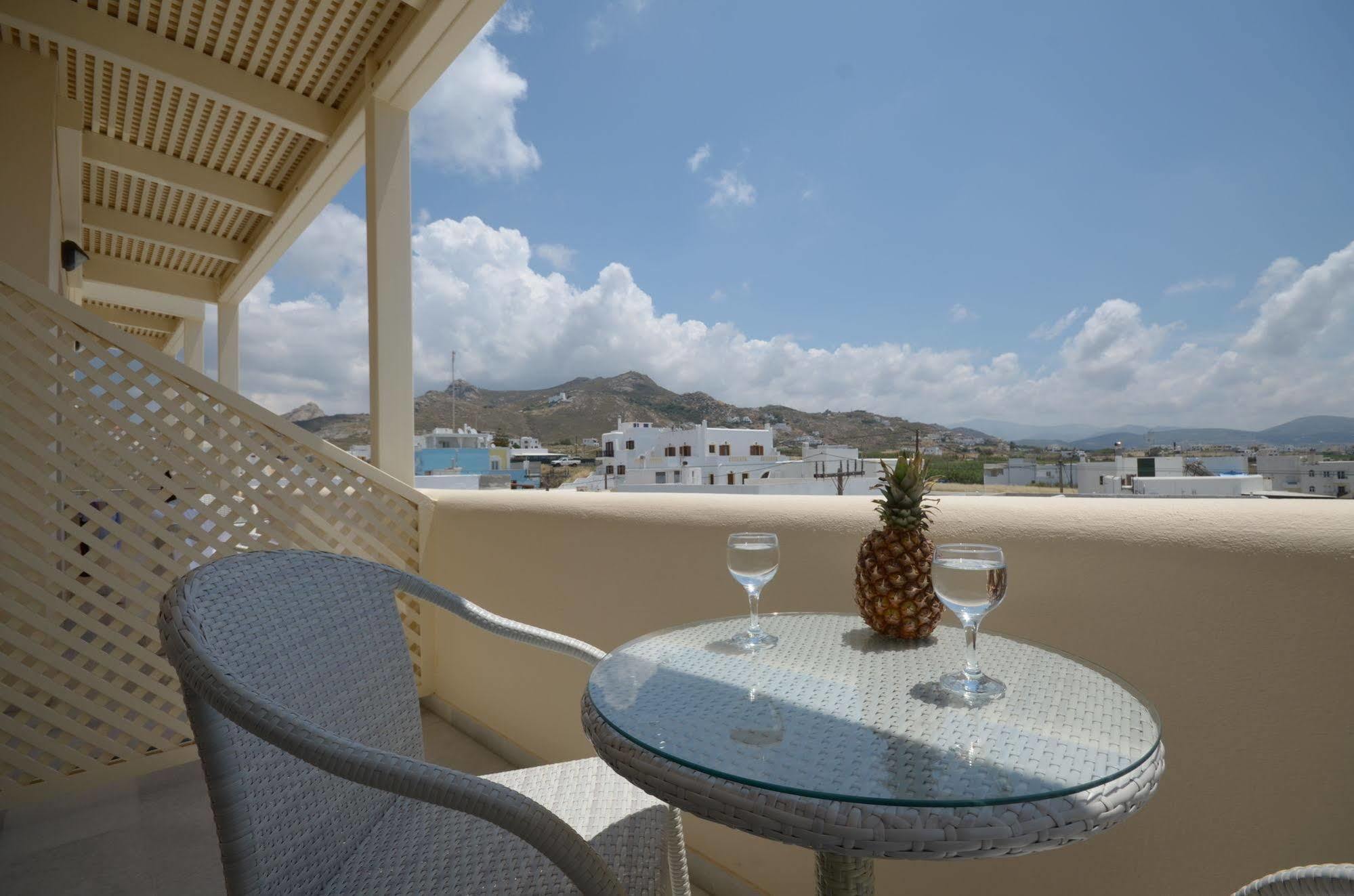 Margo Studios Naxos City Exteriér fotografie